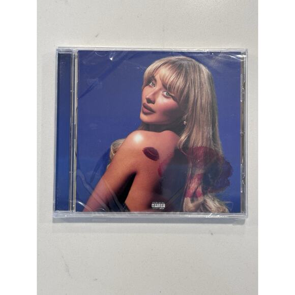 Sabrina Carpenter KISS On Front Short N’ Sweet Signed Photo And Signed Card - #3 - Picture 7 of 8